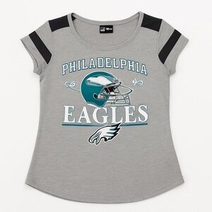 Philadelphia Eagles Women’s Graphic Tee | NFL Team Apparel | Gray Short Sleeve